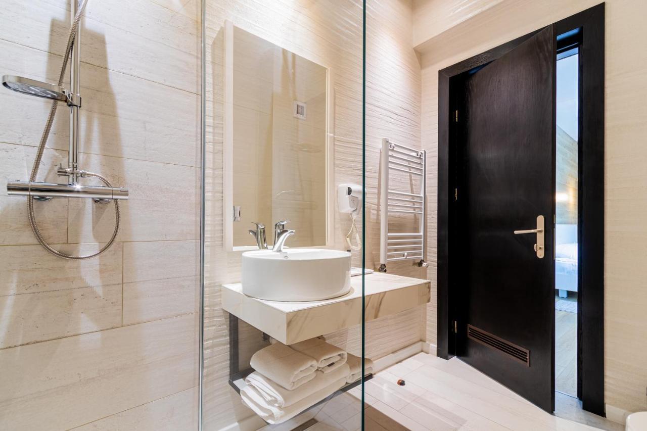 Hotel Bulevard Râmnicu Vâlcea Екстериор снимка