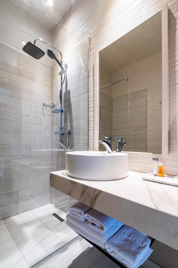 Hotel Bulevard Râmnicu Vâlcea Екстериор снимка
