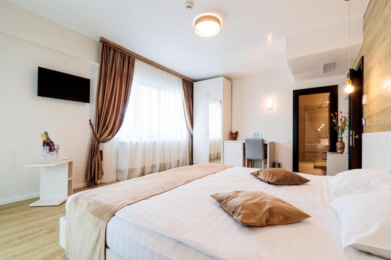 Hotel Bulevard Râmnicu Vâlcea Екстериор снимка