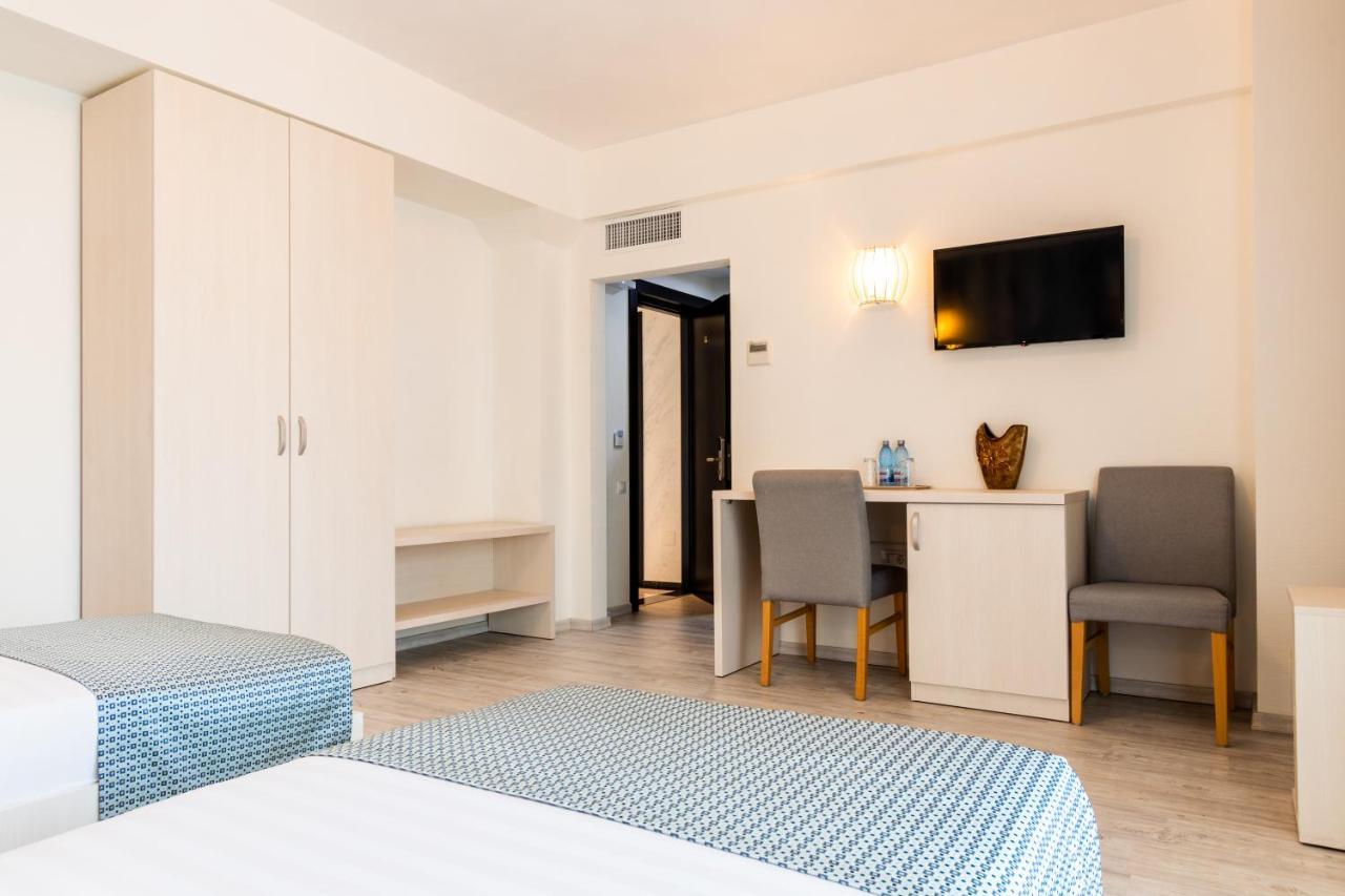 Hotel Bulevard Râmnicu Vâlcea Екстериор снимка