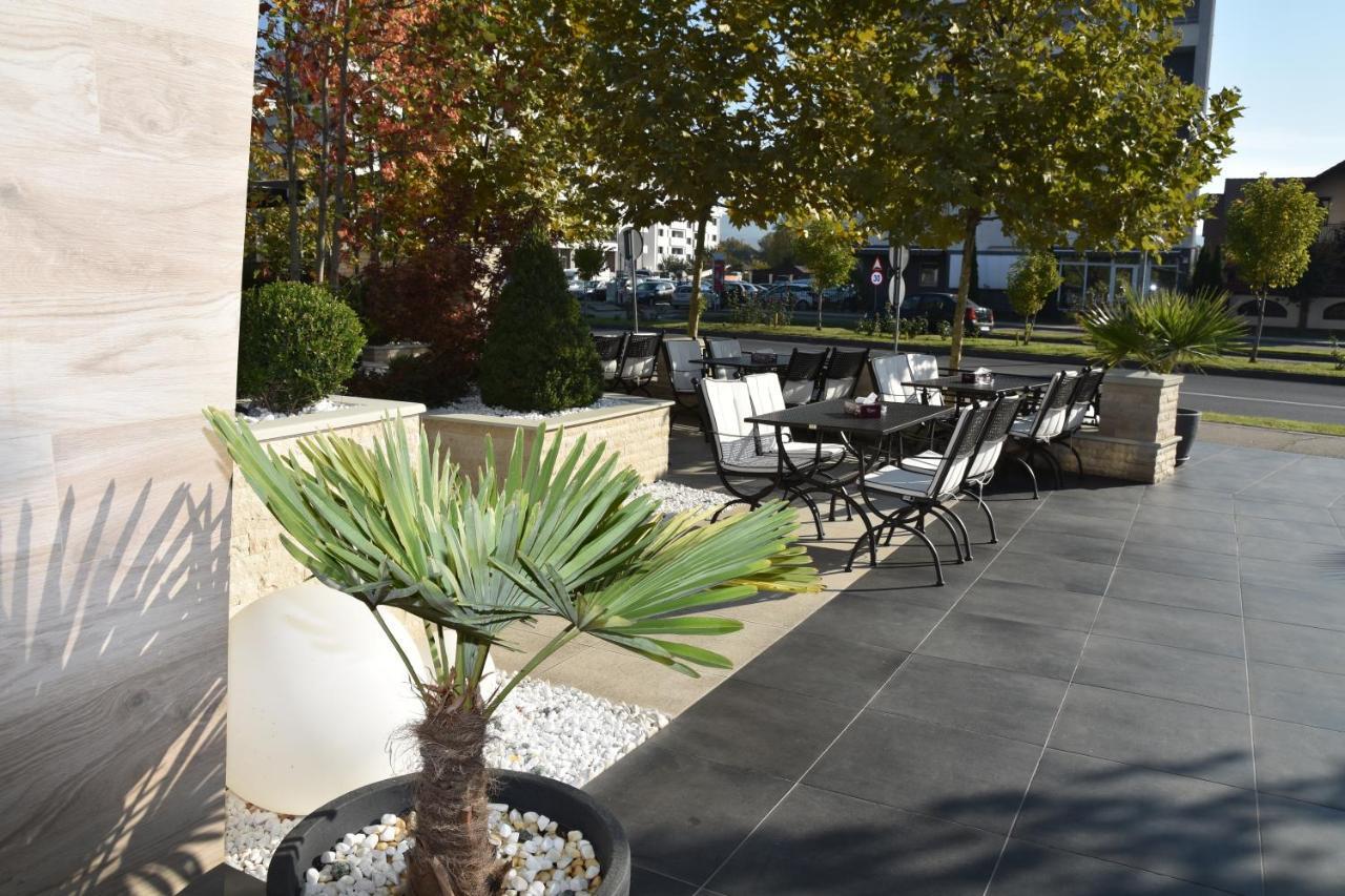 Hotel Bulevard Râmnicu Vâlcea Екстериор снимка