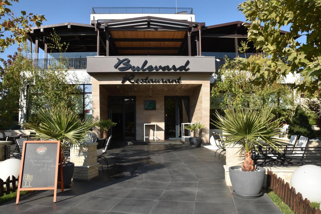 Hotel Bulevard Râmnicu Vâlcea Екстериор снимка